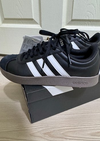 Adidas bol court base Spor Ayakkabı