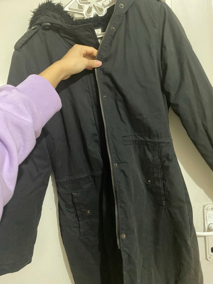 Siyah Kürklü Midi Kadın Mont - Görsel 3