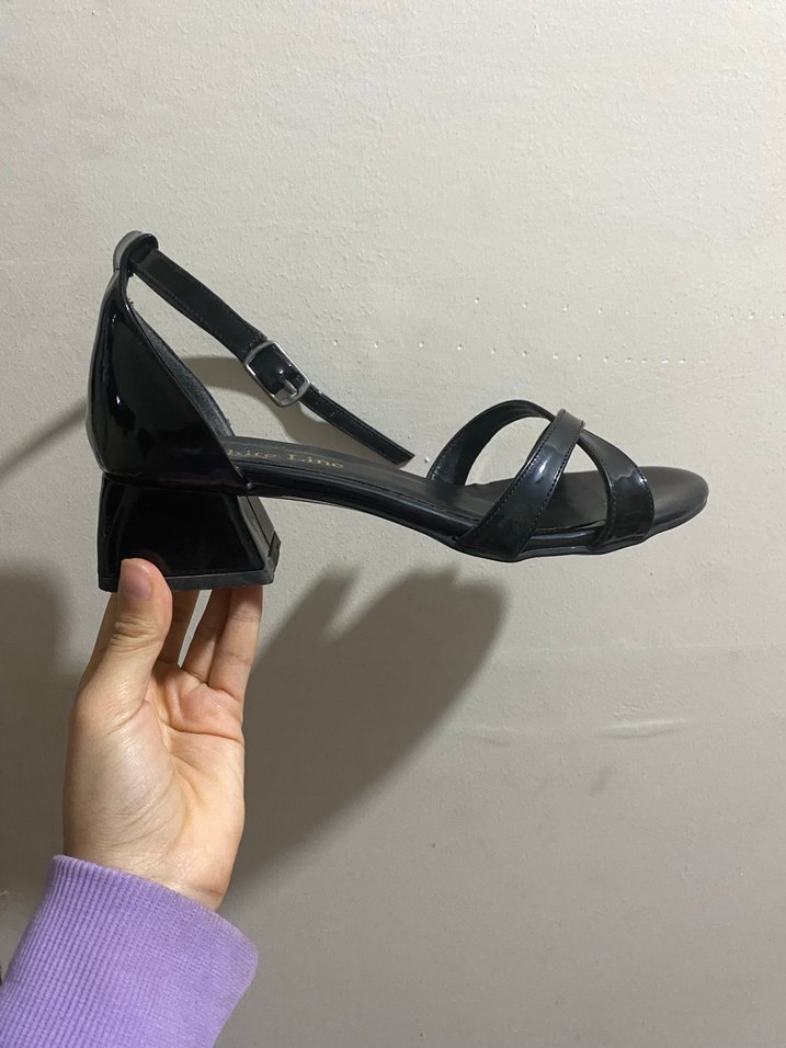 Siyah kalın kısa topuk Tokalı Stiletto - Görsel 3