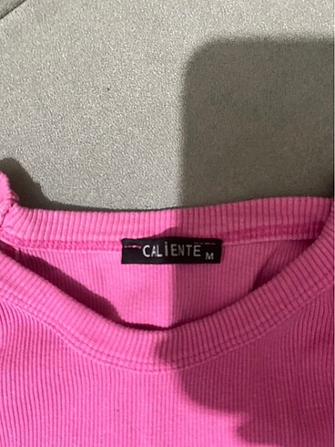 m beden pembe crop