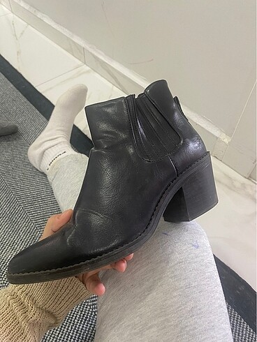 38 Beden siyah Renk Bershka kovboy bot