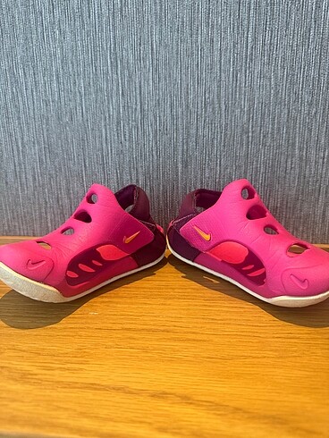 25 Beden Nike sandalet 8C 25Numara