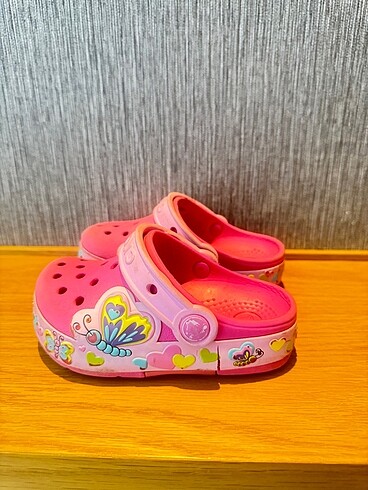 Crocs Crocs Kız Çocuk Terlik c9 numara