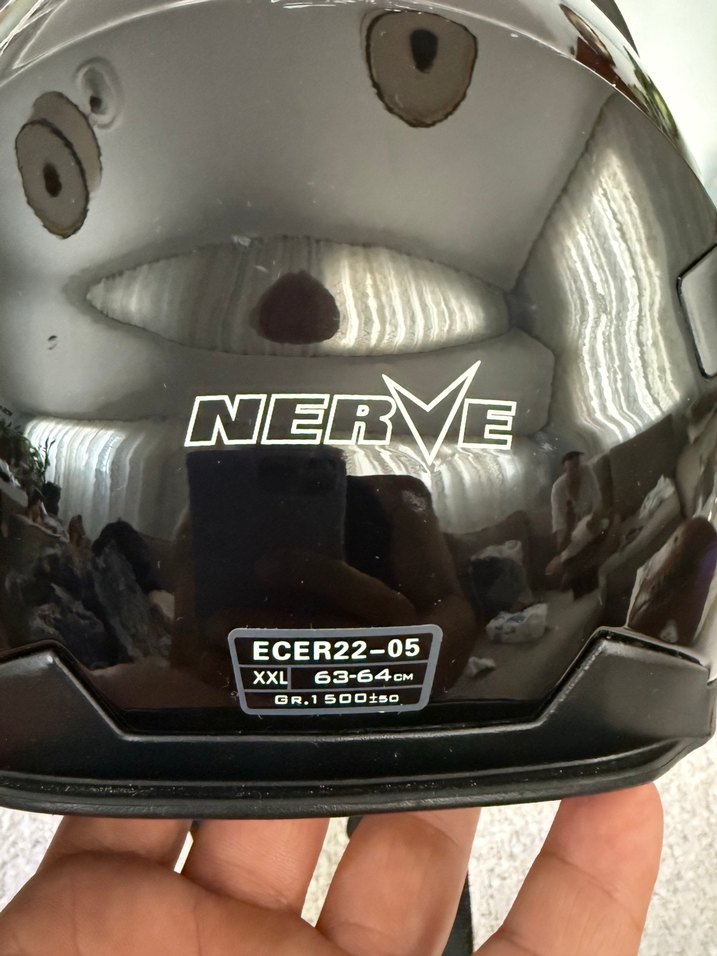 Parlak Siyah NERVE Biker Motosiklet Kaskı - Görsel 2