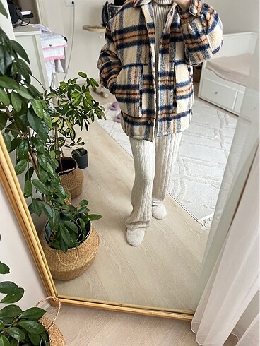 s Beden Pull and bear mont