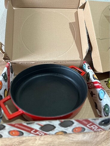 Lava 32 cm yayvan tencere