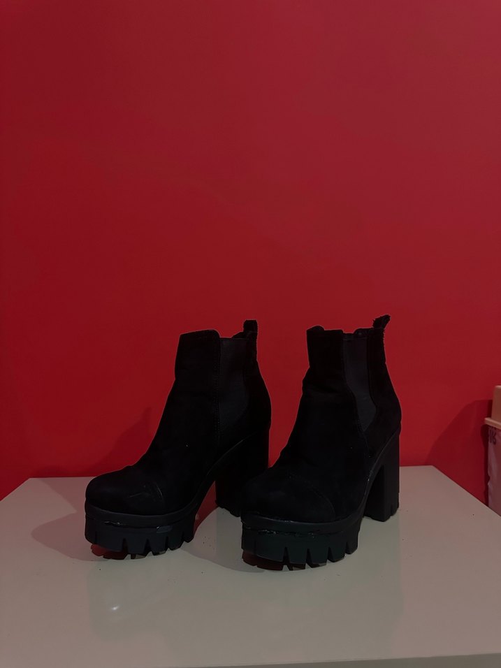 Siyah Gotik Platform Topuklu Kadın Bot - Görsel 2