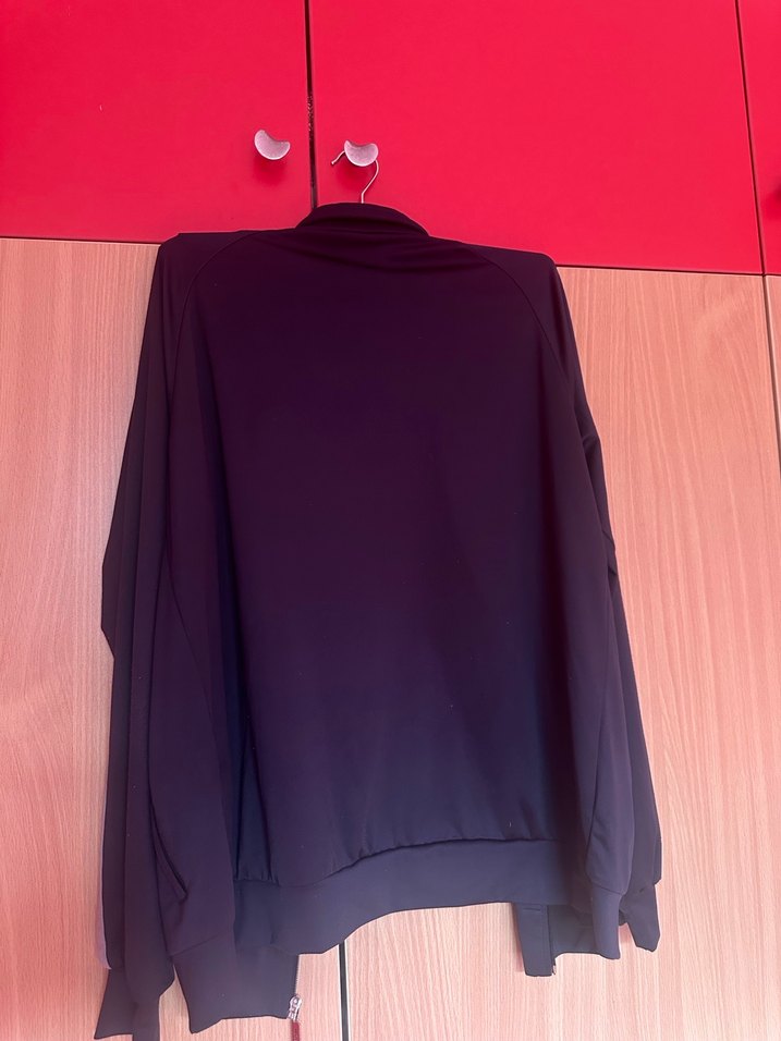 Gri Fermuarlı Kadın Spor Ceket - Görsel 3