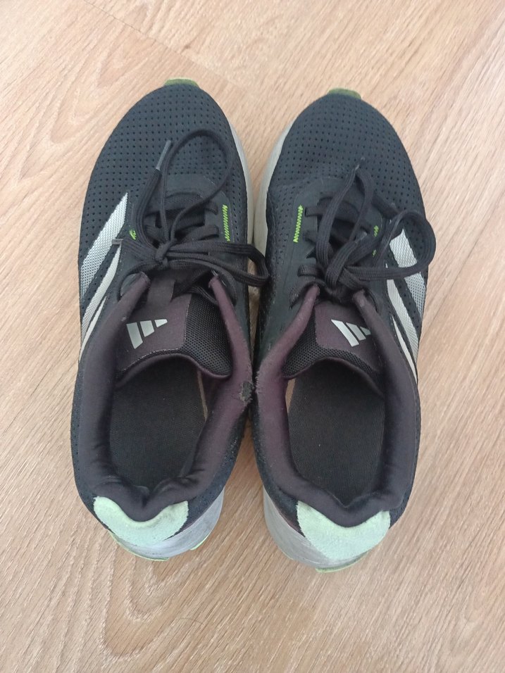 Adidas spor ayakkabı - Görsel 4