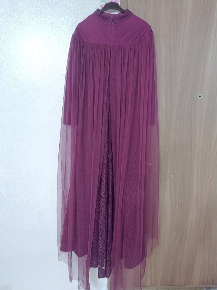 Bordo Dantel İşlemeli Uzun Kollu Abiye Elbise - Görsel 2