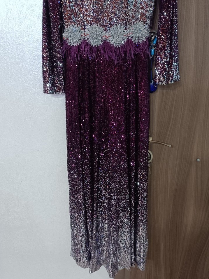 Mor Payetli Uzun Kollu Abiye Elbise - Görsel 3
