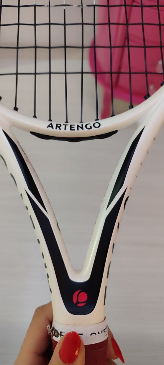 Beyaz Artengo Tenis Raketi - Görsel 3