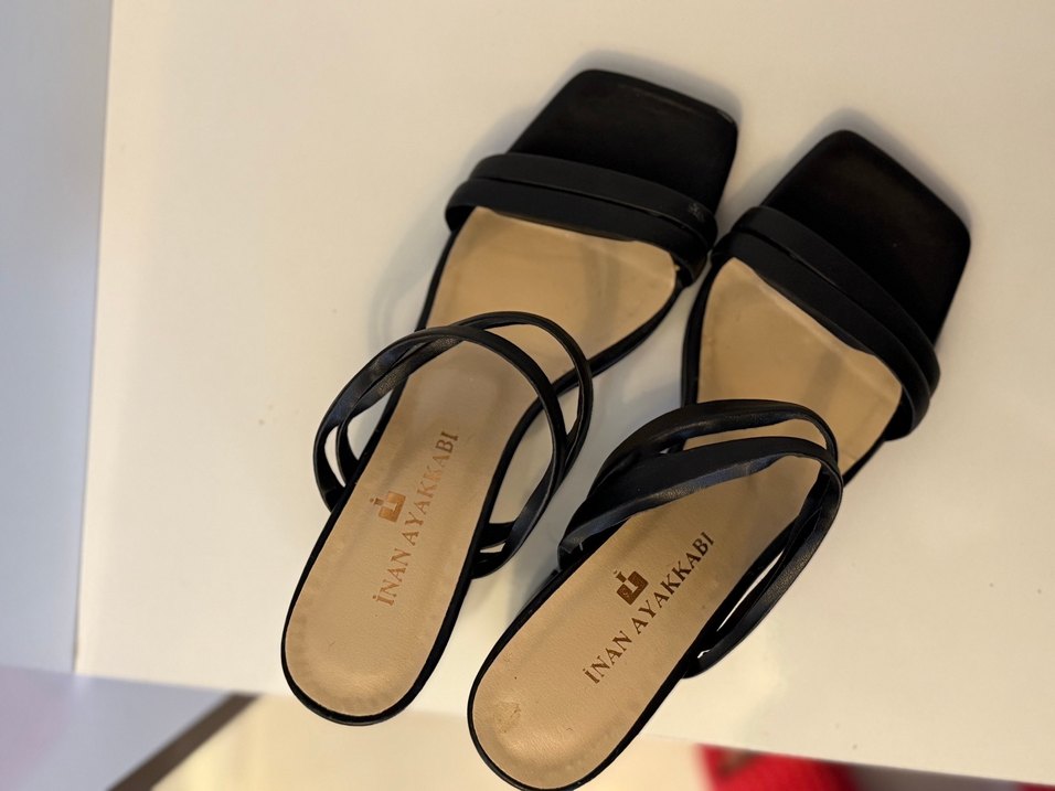 Siyah Minimalist Stiletto Topuklu Kadın Sandalet - Görsel 2