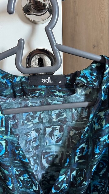 Adil Işık Adil ışık bluzz