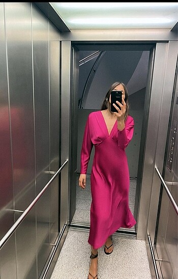 Zara saten elbise