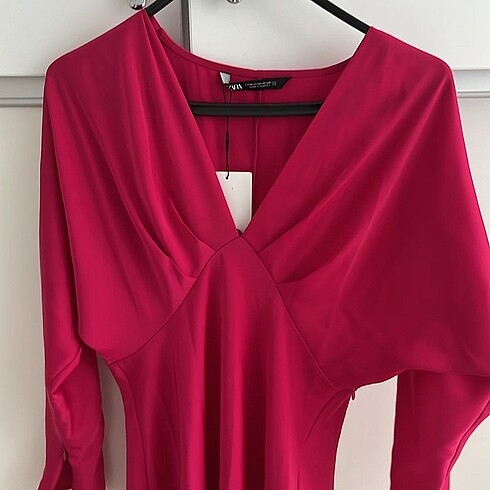 Zara Zara saten elbise