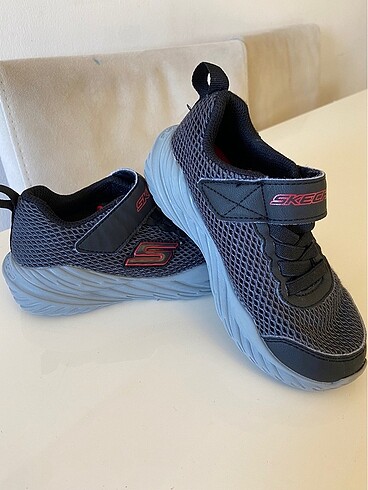 Skechers çocuk spor ayakkabı