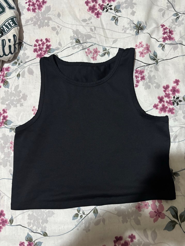 Siyah Fitilli Crop Top — görsel 2/3