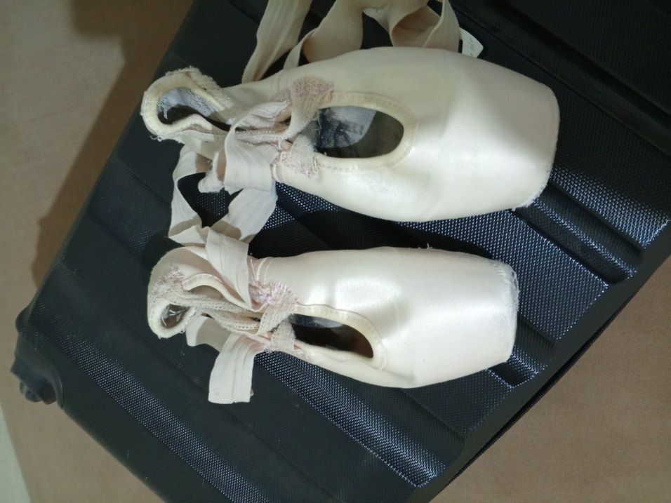 Beyaz Saten Kız Balerin Ayakkabısı - Görsel 3