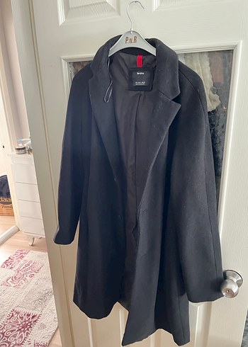 Siyah Uzun Kaban - Görsel 3