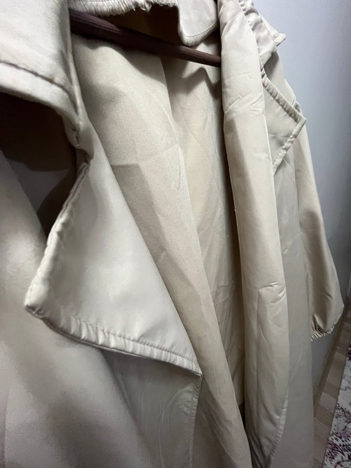 Bej Uzun Kadın Trençkot - Görsel 3