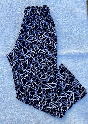 Kadın Lacivert Zebra Desenli Pilili Kumaş Pantolon - Görsel 3