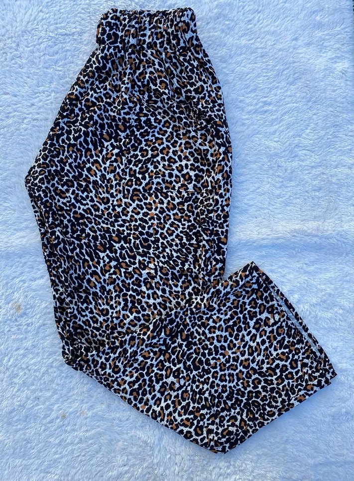 Kadın Lacivert Zebra Desenli Pilili Kumaş Pantolon - Görsel 2