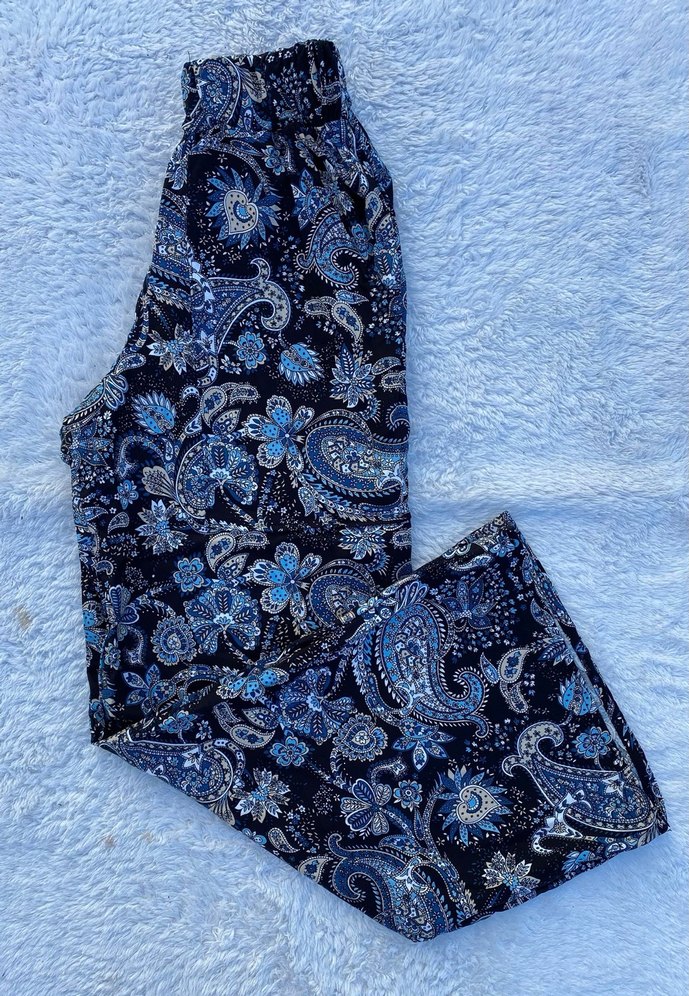 Çiçek Desenli Kadın Bol Kesim Kumaş Pantolon - Görsel 2