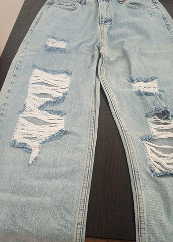 Yırtık Detaylı acık mavi Kadın Denim Pantolon