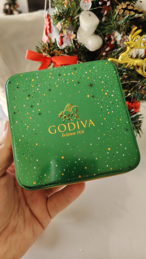 GODİVA Yeni Yıl Metal Kutu  - Görsel 3