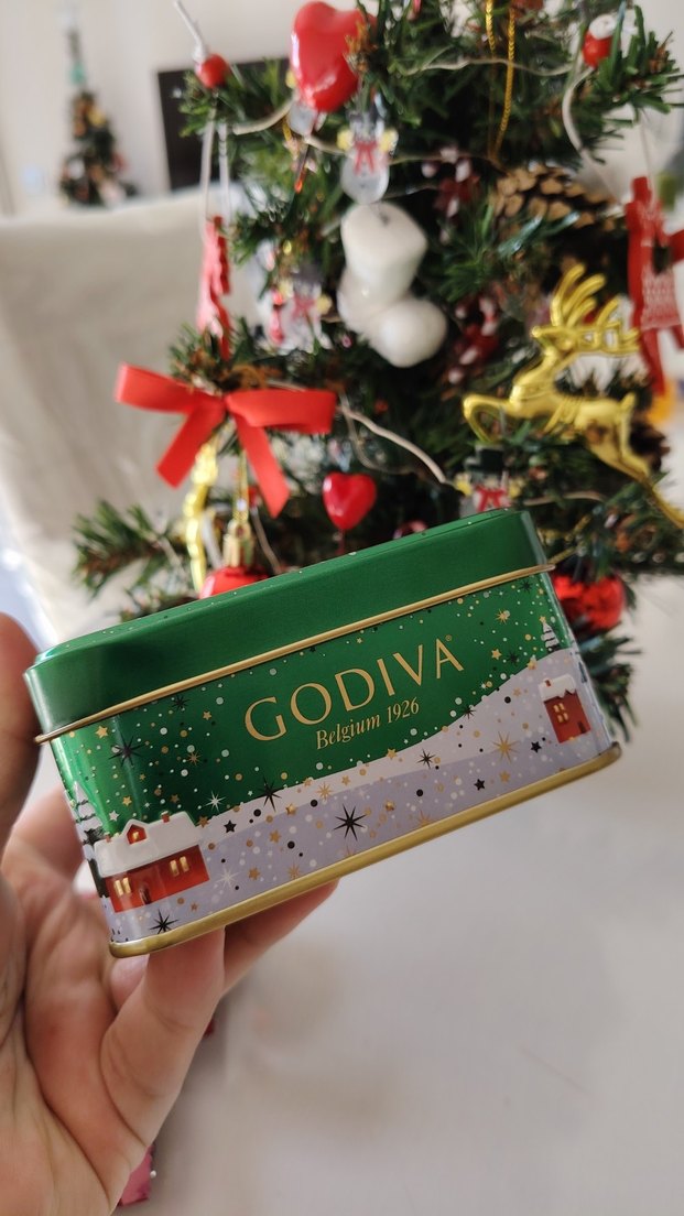 GODİVA Yeni Yıl Metal Kutu  - Görsel 2