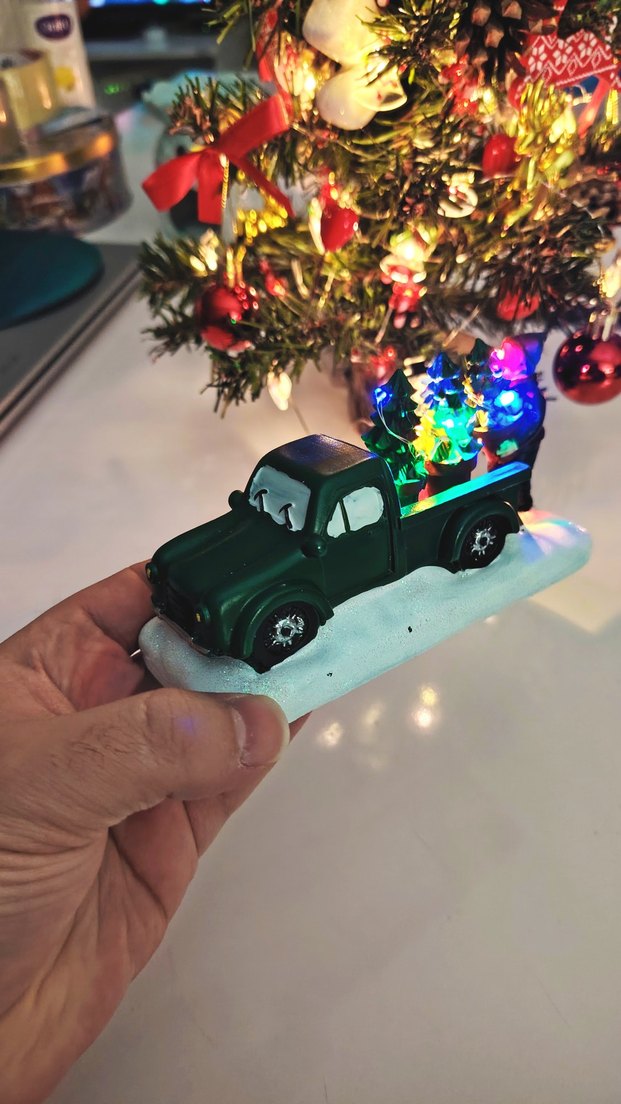 LCW HOME Led Işıklı Dekoratif Araba - Görsel 2