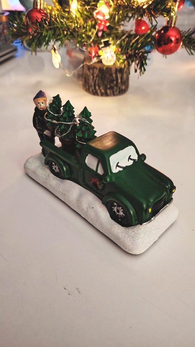 LCW HOME Led Işıklı Dekoratif Araba - Görsel 5