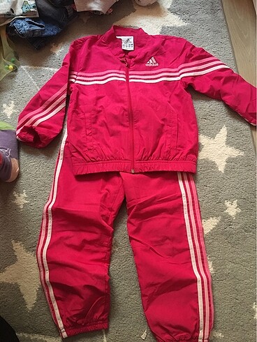 Orijinal Adidas eşofman takımı