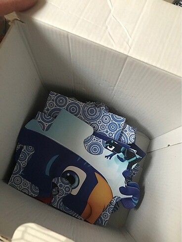  Beden Renk Pijamaskeliler puzzle yapboz