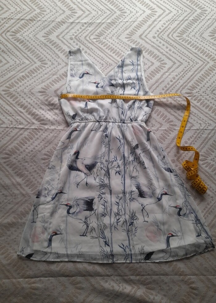 Şık bir elbisee - Görsel 3