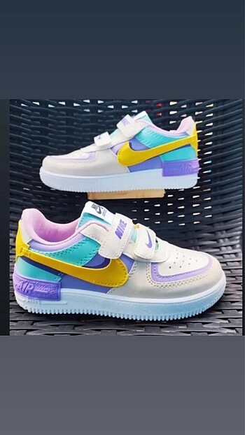 Nike kız çocuk ayakkabı