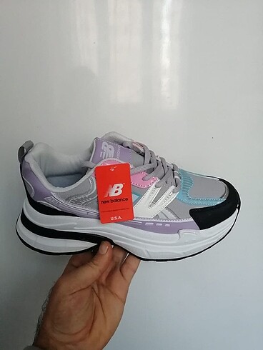 Newbalance kadın ayakkabı