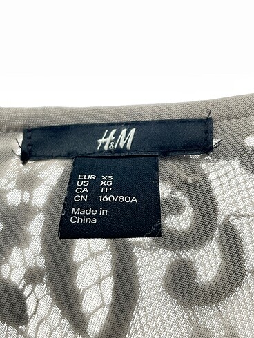 xs Beden çeşitli Renk H&M Bluz %70 İndirimli.