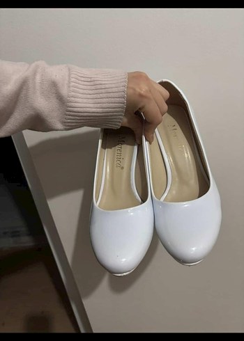 Beyaz Kadın Blok Topuklu Stiletto - Görsel 4