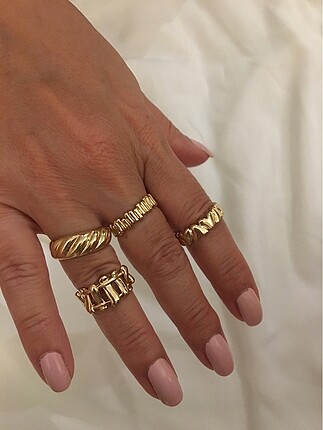 Bershka Gold Yüzükler