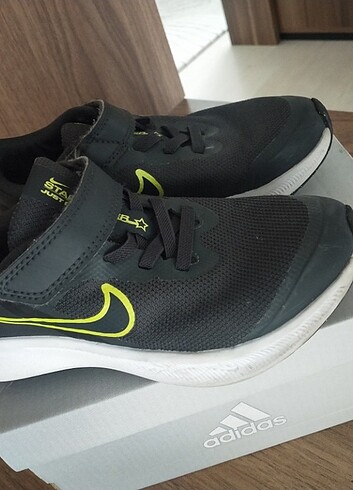 28 Beden gri Renk Nike cocuk ayakkabı