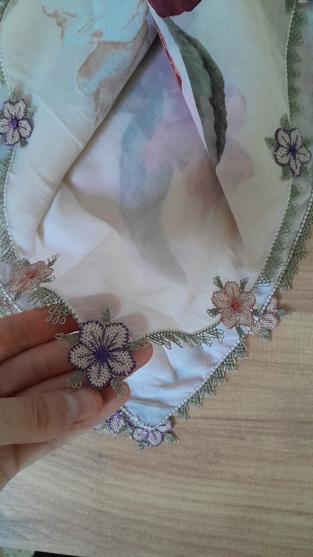 Çiçek İşlemeli Bohem Kadın Şal - Görsel 2