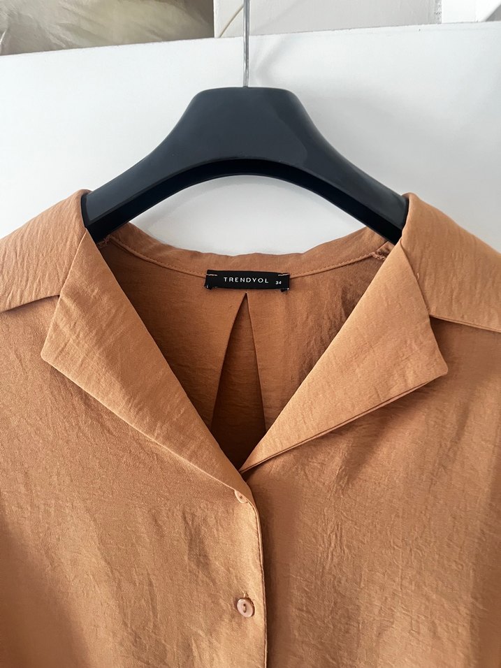 Düğmeli Koyu camel Keten Kadın Gömlek - Görsel 2