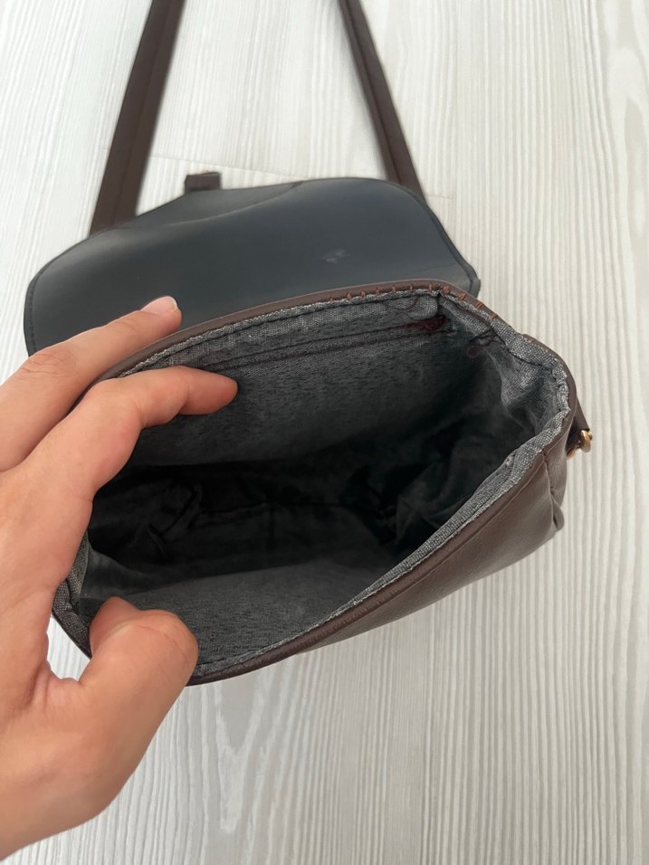 Kahverengi Deri Tokalı Kadın Çanta - Görsel 3