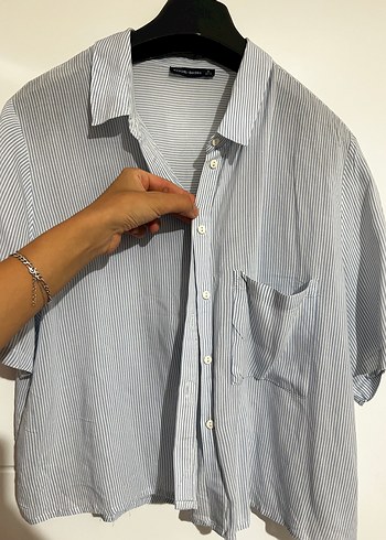 Çizgili crop gömlek - Görsel 3