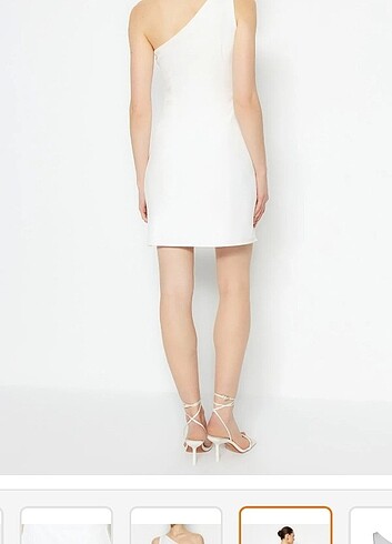 xs Beden beyaz Renk Trendyolmilla Dizden Tek Omuz Beyaz Elbise 