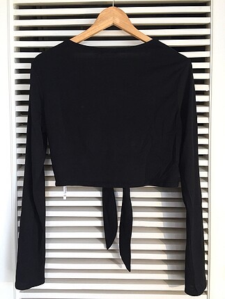 l Beden Stradivarius Croptop önden bağlamalı