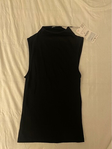 Zara crop
