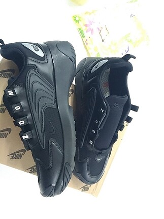 Zoom 2k